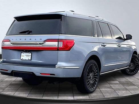 Used 2020 Lincoln Navigator L Black Label w/ Cargo Convenience Package image 2