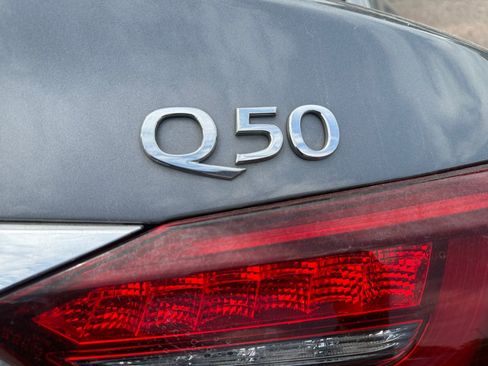 Used 2018 INFINITI Q50 Luxe w/ Essential Package (3.0T Luxe) AWD/4WD image 23