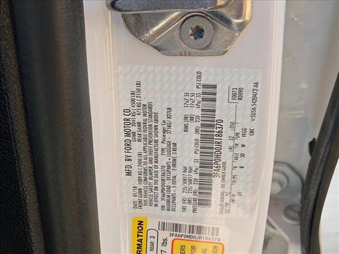 Used 2018 Ford Fusion SE w/ Fusion SE Technology Package image 24