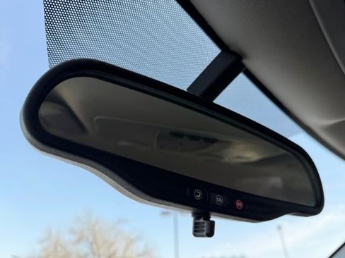 Used 2015 Chevrolet Traverse LT w/ Style and Technology Package image 28