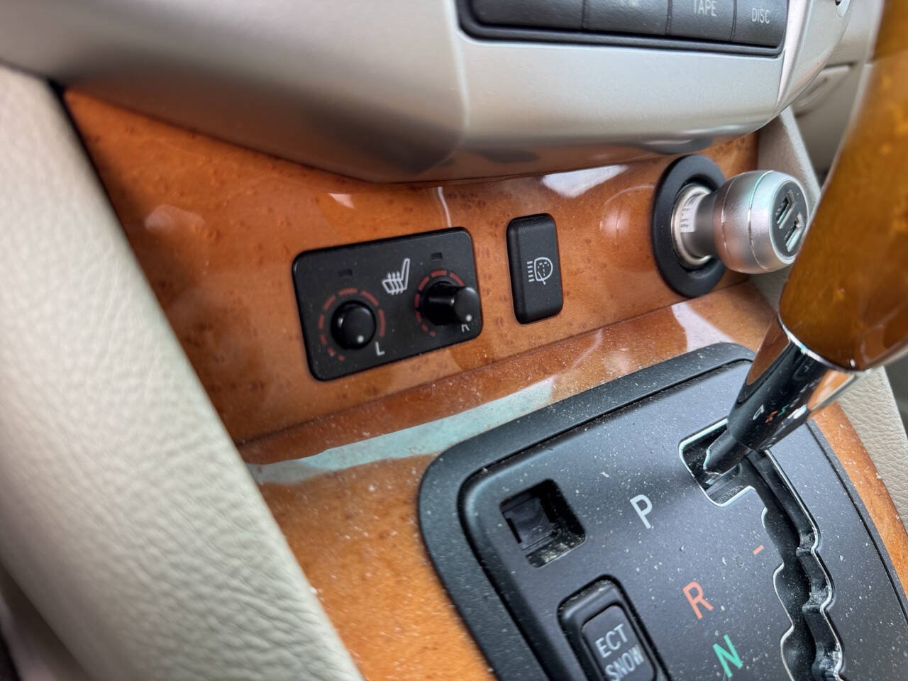 Used 2004 Lexus RX 330 AWD image 37
