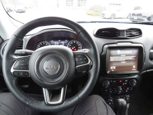 Used 2022 Jeep Renegade Latitude w/ Convenience Group image 10