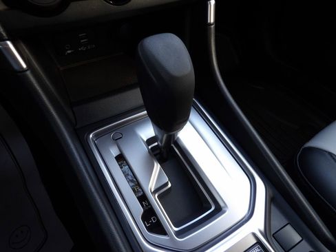 Used 2023 Subaru Forester Premium image 22