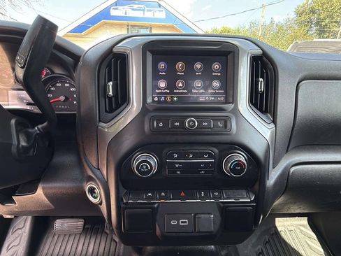 Used 2022 Chevrolet Silverado 1500 W/T w/ Trailering Package RWD image 11