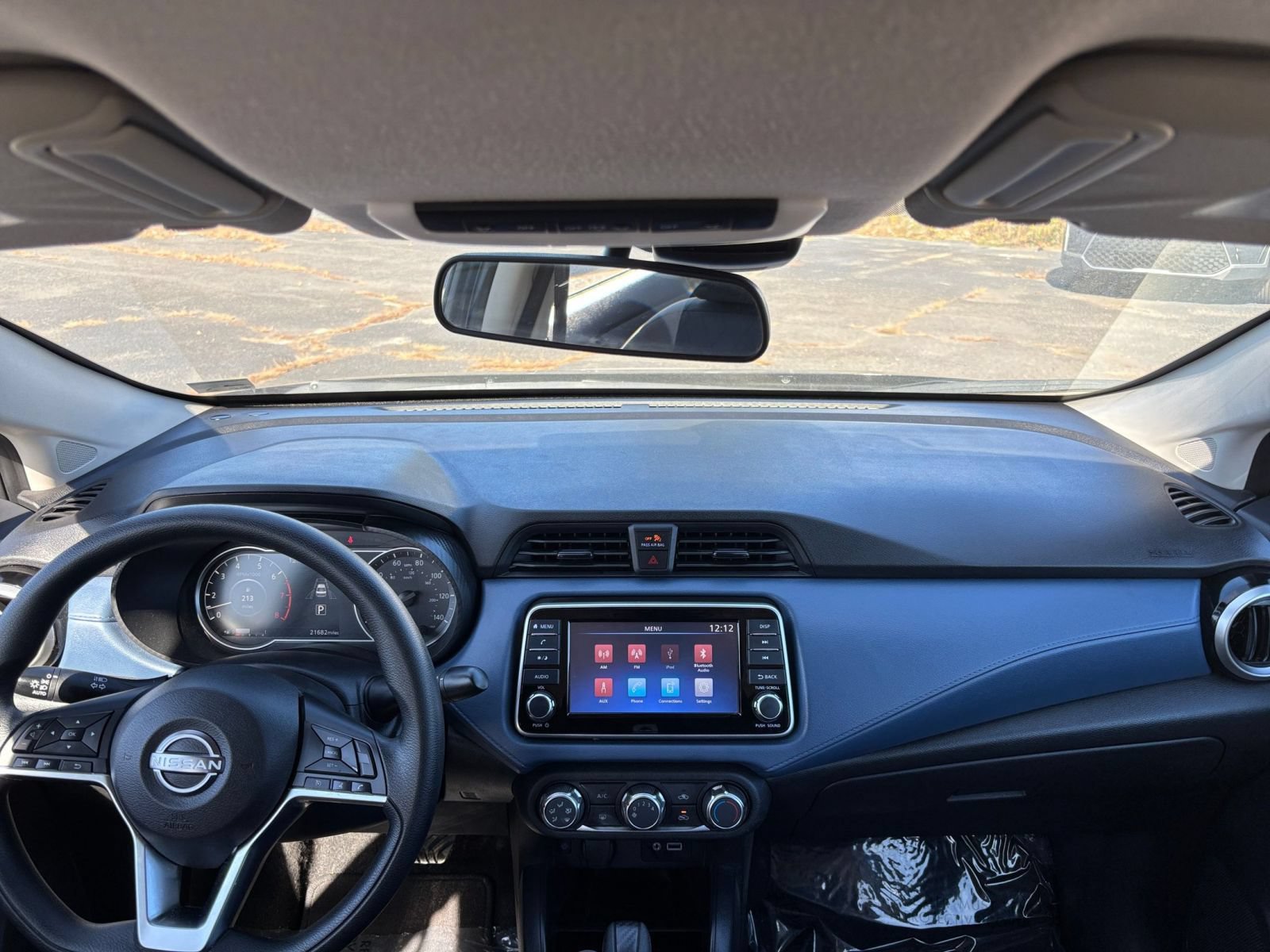 Used 2025 Nissan Versa SV FWD image 28