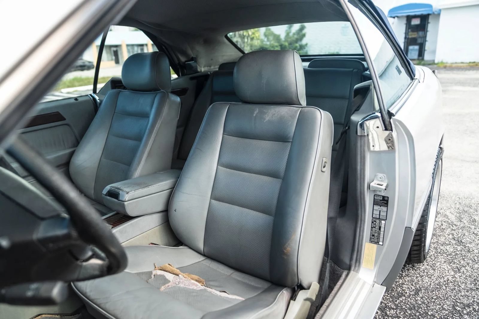Used 1995 Mercedes-Benz E 320 Convertible image 14