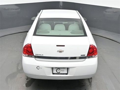Used 2011 Chevrolet Impala LS image 39