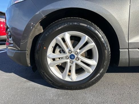 Certified 2020 Ford Edge SEL w/ Convenience Package image 41