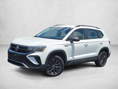 Used 2022 Volkswagen Taos S FWD image 1