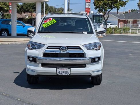 Used 2024 Toyota 4Runner Limited AWD/4WD image 2