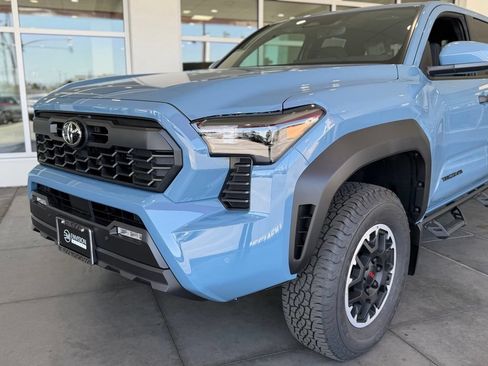 New 2026 Toyota Tacoma TRD Off-Road AWD/4WD image 3