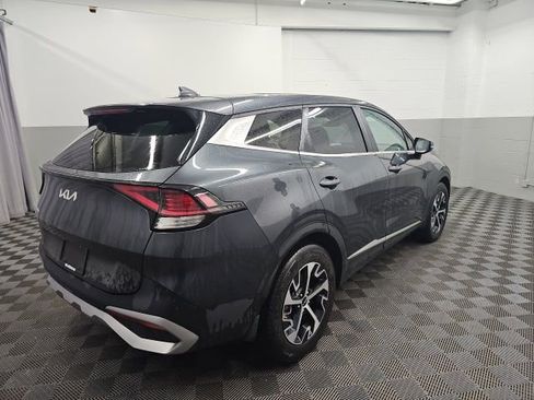 Certified 2023 Kia Sportage EX FWD image 9
