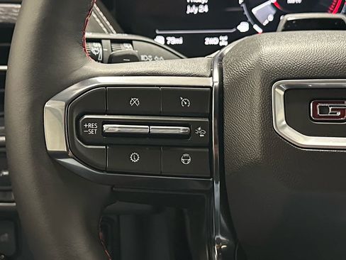 Used 2026 GMC Yukon AT4 Ultimate AWD/4WD image 28