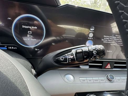 New 2026 Hyundai Elantra Limited w/ Cargo Package FWD image 27