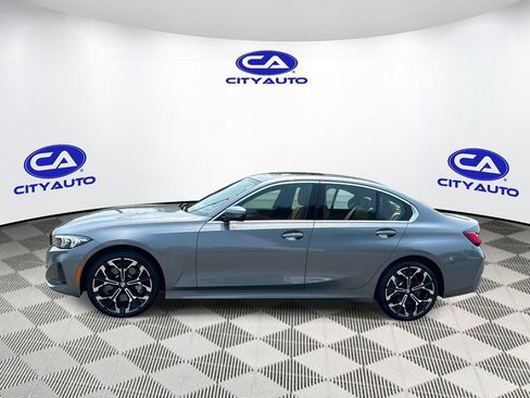 Used 2025 BMW 330i Sedan w/ Premium Package RWD image 8