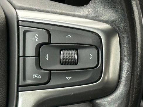 Used 2020 Chevrolet Silverado 1500 LT Trail Boss AWD/4WD image 32