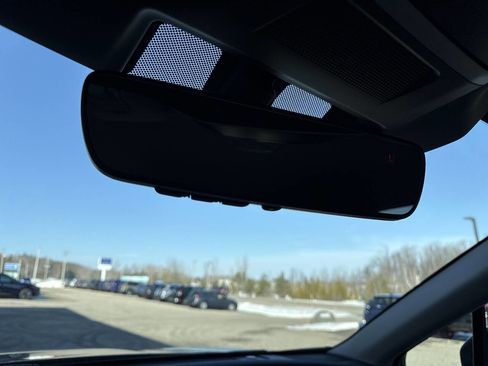 Certified 2025 Subaru Outback Premium w/ Popular Package #1A image 16