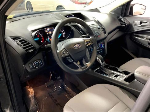 Used 2017 Ford Escape S image 17