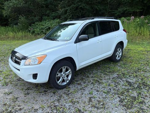 Used 2012 Toyota RAV4 4WD V6 w/ Upgrade Value Pkg image 3