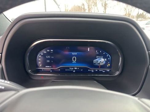 Used 2023 Chevrolet Tahoe Z71 w/ Luxury Package image 15