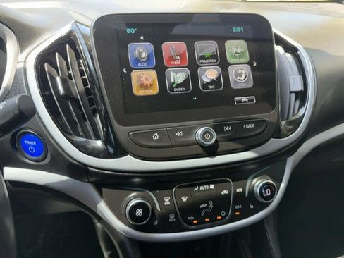 Used 2018 Chevrolet Volt LT w/ Comfort Package FWD image 5
