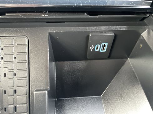 Used 2026 Ford F250 Lariat w/ Lariat Premium Package image 30