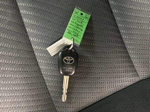 Used 2016 Toyota Camry LE w/ Protection Package (Q2) FWD image 28