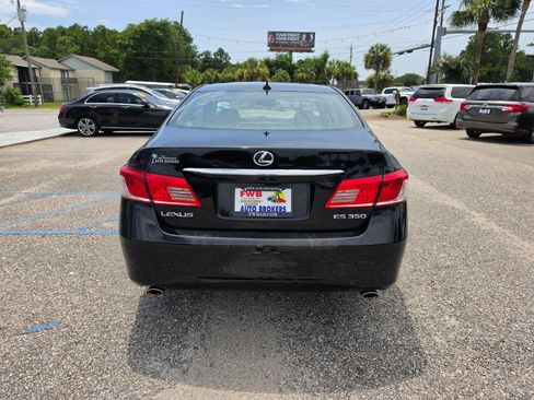 Used 2010 Lexus ES 350 FWD image 4