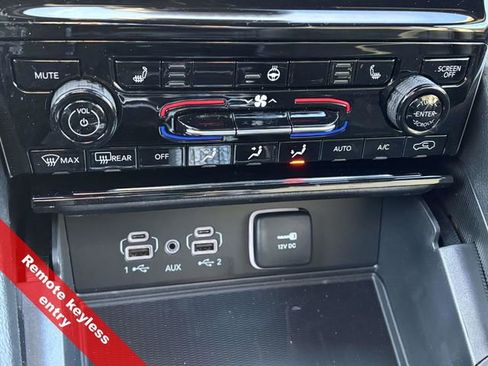 New 2025 Jeep Grand Cherokee L Altitude image 28