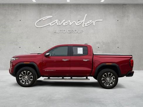 Certified 2025 GMC Canyon Denali AWD/4WD image 13