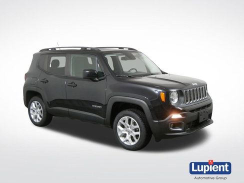 Used 2016 Jeep Renegade Latitude AWD/4WD image 1