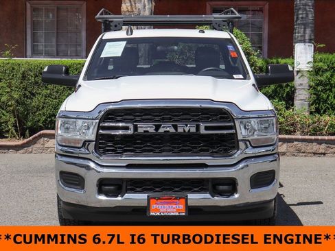 Used 2021 RAM 2500 Tradesman w/ Chrome Appearance Group image 3