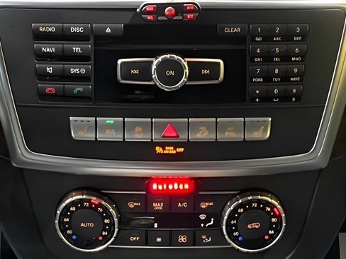 Used 2015 Mercedes-Benz ML 250 BlueTEC 4MATIC w/ Premium 1 Package image 23