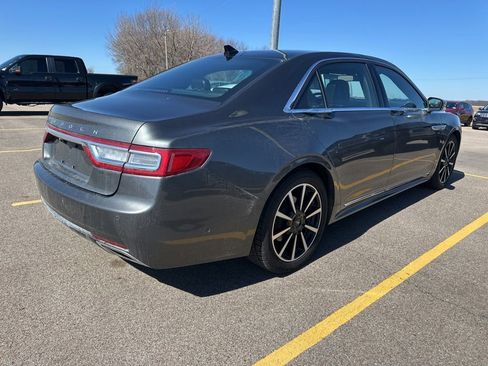 Used 2020 Lincoln Continental Reserve image 12