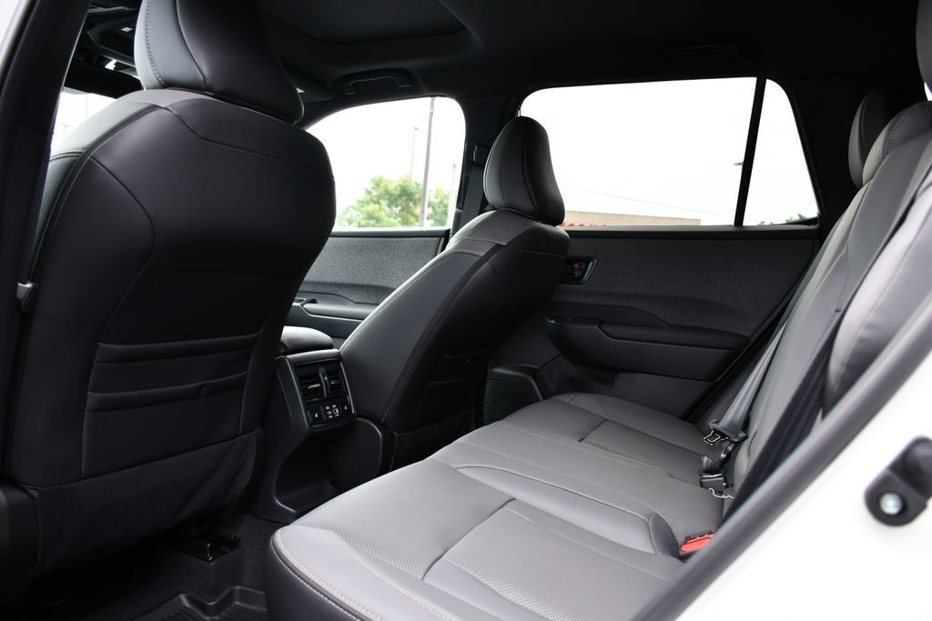 New 2026 Subaru Outback Limited AWD/4WD image 18