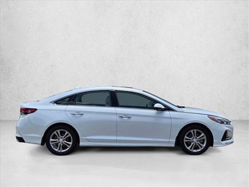 Used 2018 Hyundai Sonata Limited FWD image 4