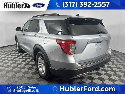 Used 2023 Ford Explorer XLT w/ Equipment Group 202A AWD/4WD image 6
