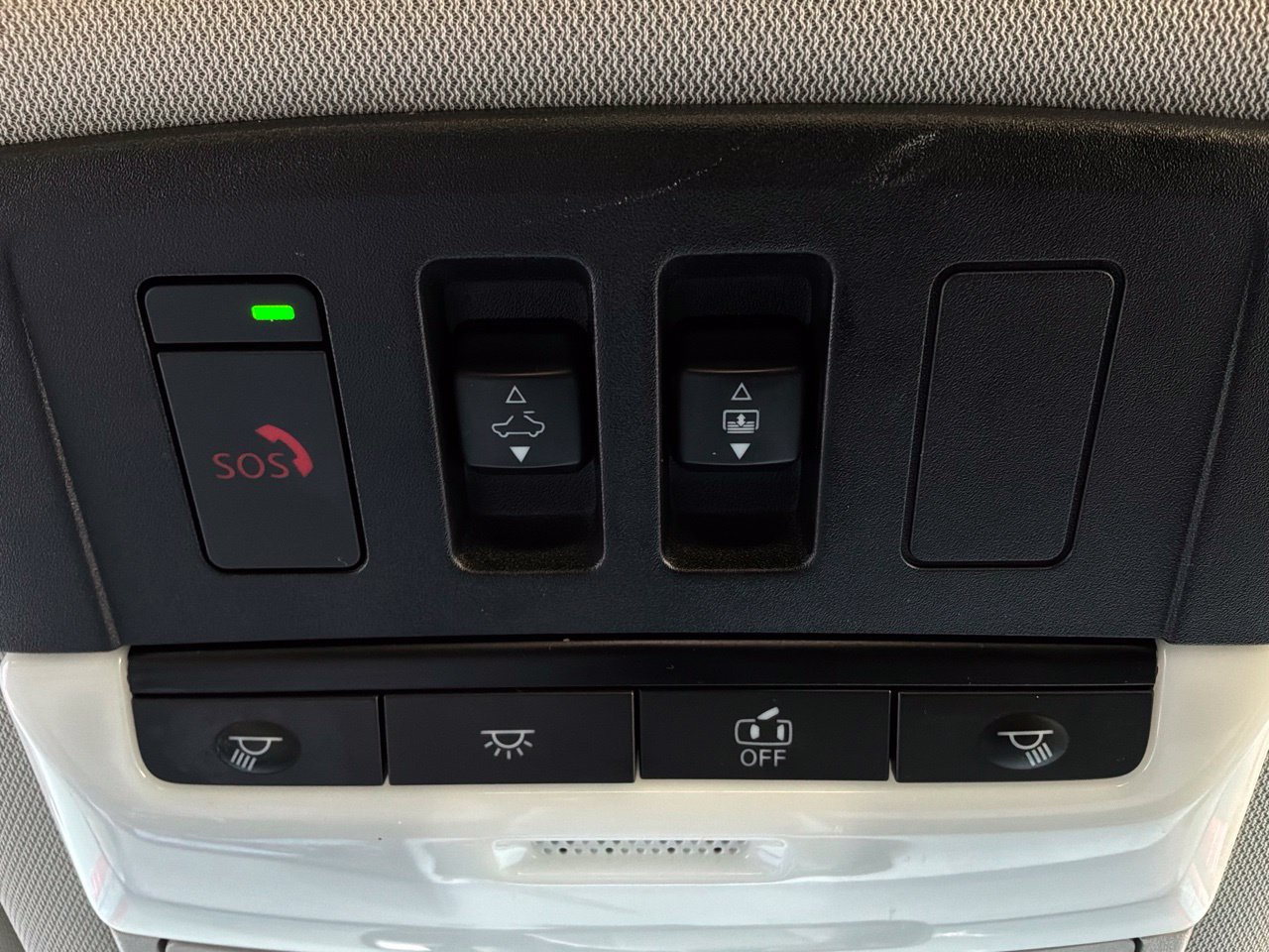Used 2023 Nissan Rogue SL w/ SL Premium Package FWD image 19