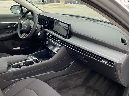 New 2026 Hyundai Sonata SEL FWD image 33