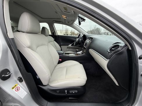 Used 2013 Lexus IS 250 AWD w/ Premium Pkg image 15