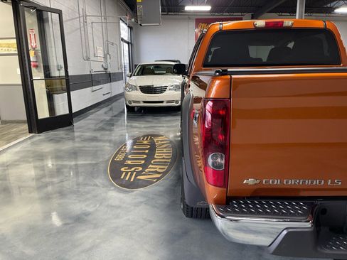 Used 2005 Chevrolet Colorado LS image 14