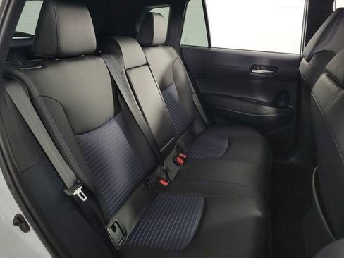 Used 2024 Toyota Corolla Cross XSE image 16