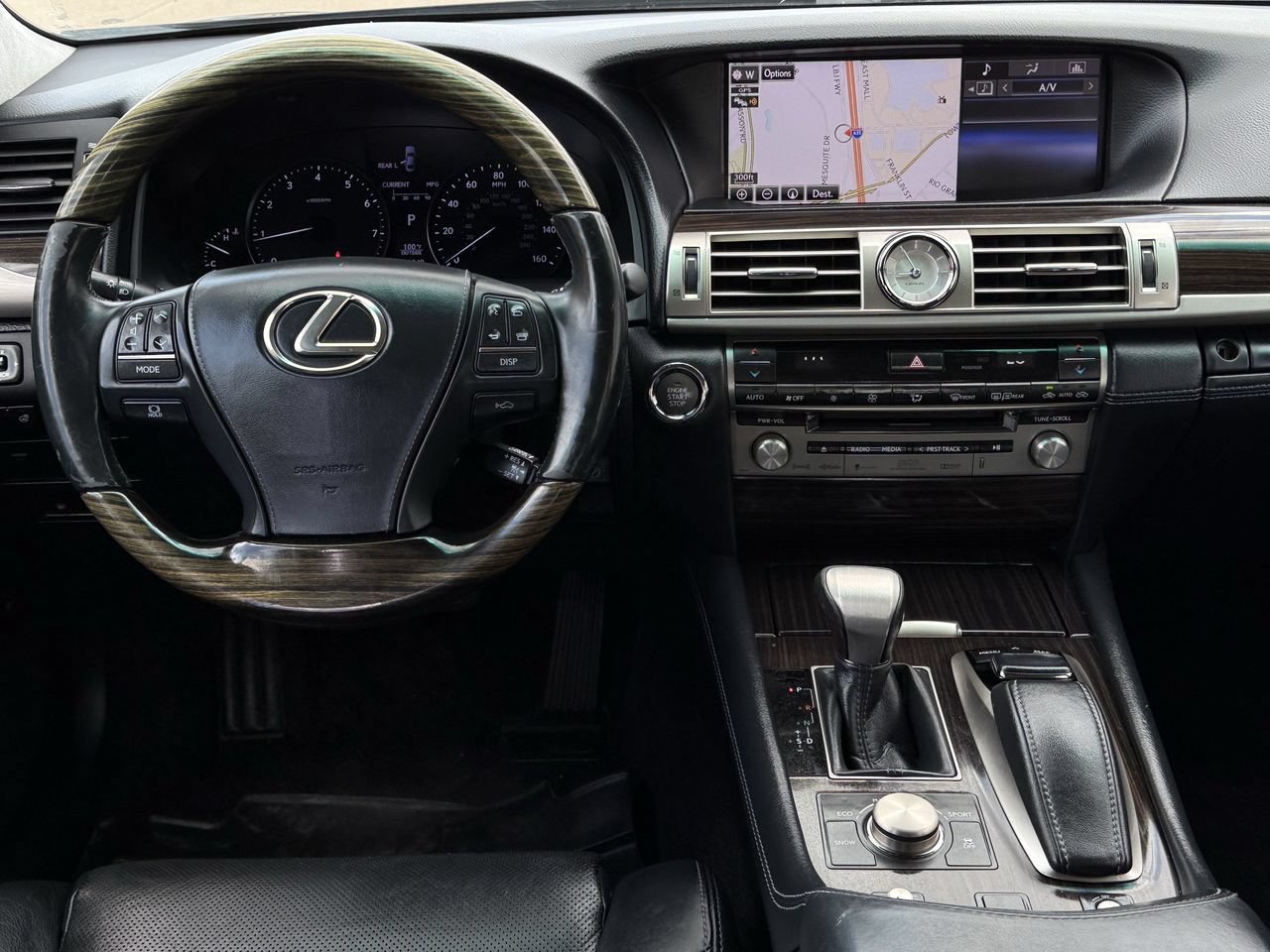 Used 2015 Lexus LS 460 AWD w/ Comfort Package image 12