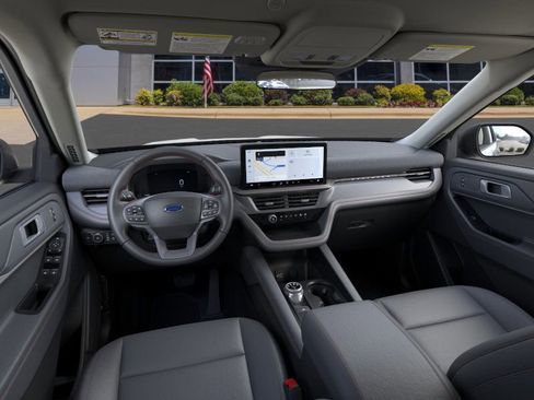 New 2026 Ford Explorer Active w/ Active Comfort Package image 9