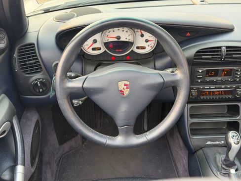 Used 2003 Porsche Boxster S RWD image 8