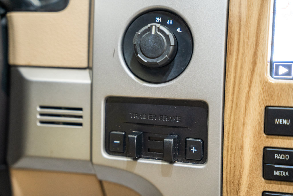 Used 2011 Ford F150 Lariat AWD/4WD image 26