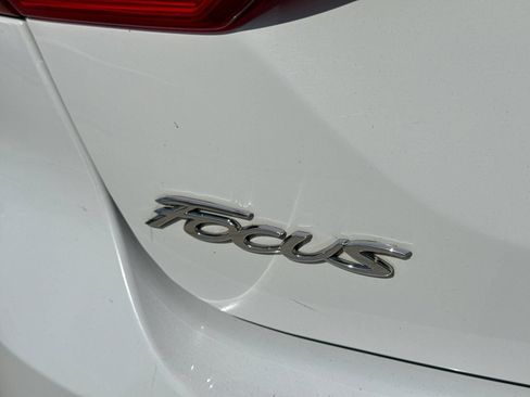 Used 2012 Ford Focus SE FWD image 13