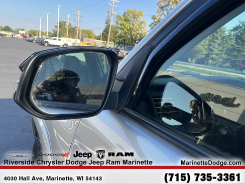 Used 2020 Toyota 4Runner 4WD image 11