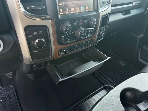 Used 2017 RAM 2500 Laramie w/ Sport Appearance Group AWD/4WD image 40