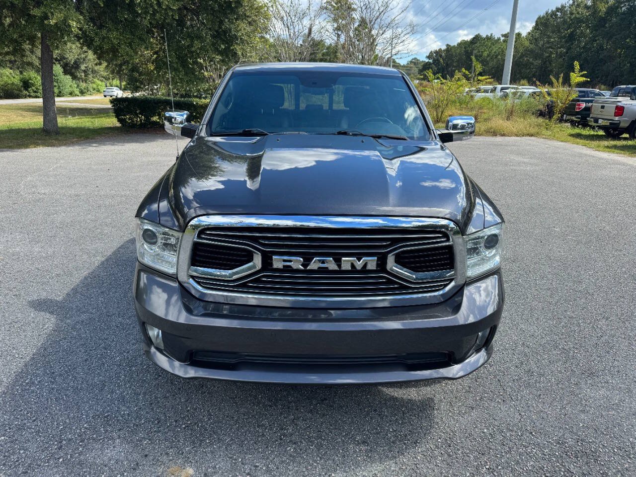 Used 2017 RAM 1500 Limited RWD image 2